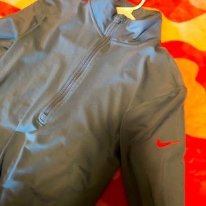 Nike 3 Quarter zip up